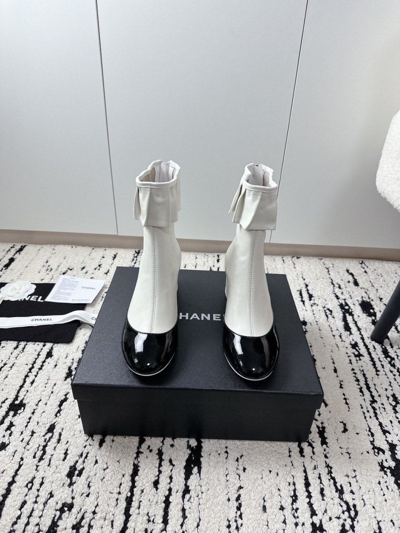 Ch**el boots